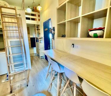 Talence Apartamento | proche kedge et universitée appartement cosy avec parking ,cuisine équipée ,sdb et jardin