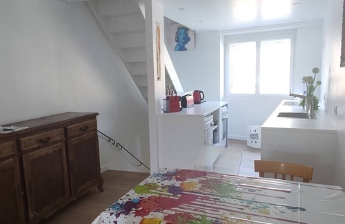 Nezignan-L'Eveque Casa | Proche mer Maison de Village Climatisée Avec Terrasse