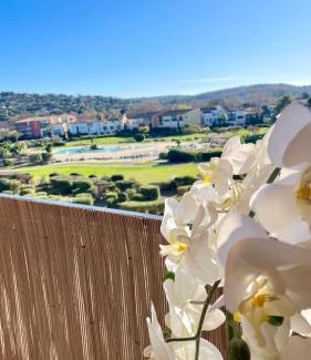 Port Cogolin Apartamento | Proche St Tropez refait à neuf bord de plage et piscine