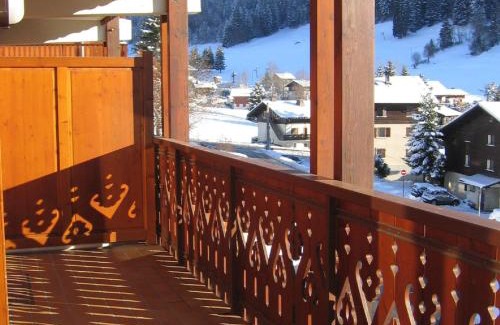 La Clusaz Apartamento | Proche village, aux pistes et espace aquatique, 2 pièces + coin nuit, garage, animaux admis - FR-1-437-31