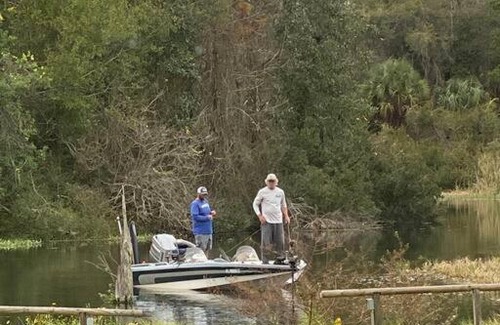 Crystal River Otro | Professor Rousseau's Fishing RV Retreat