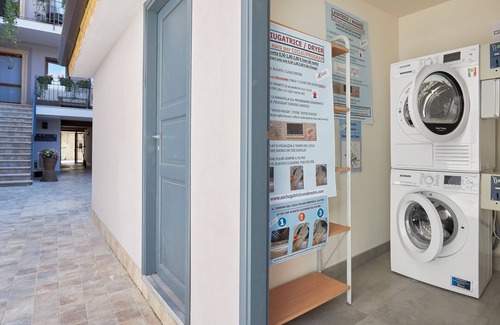 Sud-Est Apartamento | PROFESSOR'S NEST 11 - VERONA APARTMENTS