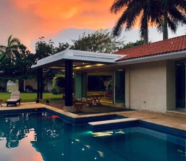 Cancún Villa | Profile 2