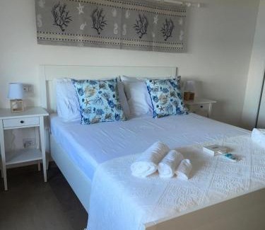 Sarroch Cama Y Desayuno | Profumo di mare B&B