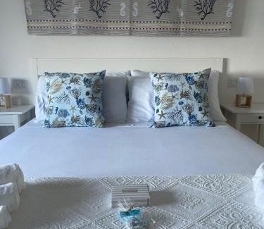 Sarroch Cama Y Desayuno | Profumo di mare B&B