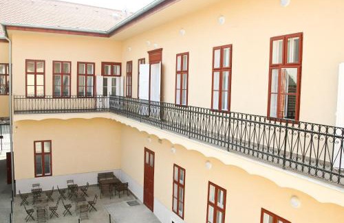 Miskolc Casa | Promenade Panzió