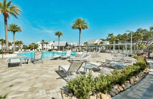 Panama City Beach Casa | Prominence on 30A Pet Friendly Vacation Rentals by Panhandle Getaways
