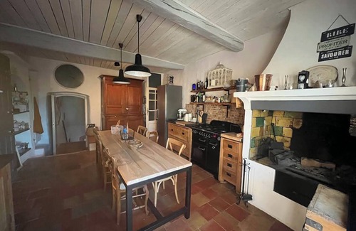 Lagamas Casa | PROMO Character house with swimming pool, in the heart of a typical southern village