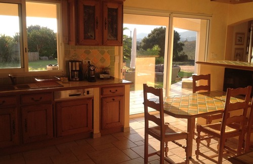 Afa Villa | VILLA PROMOCIONAL CERCA DE AJACCIO CON SPA, CERCA DE PLAYAS 5 MIN, 14 PERSONAS / 2 BAÑOS