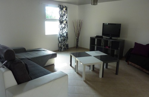 Bellegarde Casa | PROMOCIÓN -10% EN RESERVAS EN JULIO Y AGOSTO REALIZADAS ANTES DEL 15 DE ABRIL