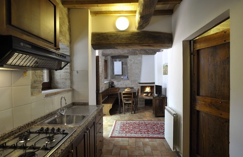 Corciano Casa | Itrana-Le Gorghe di Valmarino Residencia en Umbría a 5 km de Perugia Piscina y WIFI
