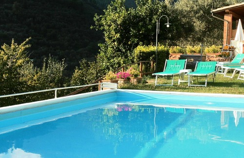 Calci Apartamento | casa de campo rodeado de olivares en el corazón de la Toscana