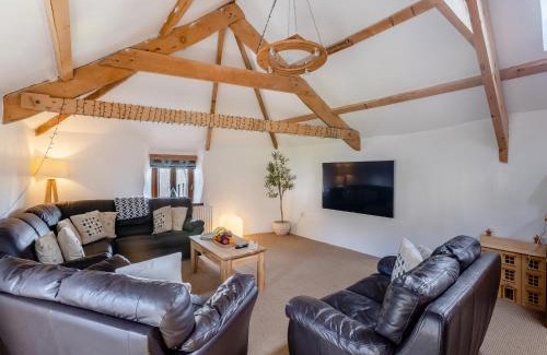 Tresmeer Casa | Proper Job