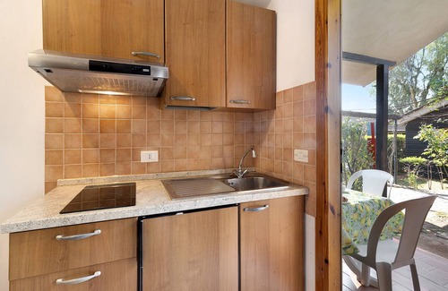 Ceriale Complejo | Propiedad en un pueblo de vacaciones "Via Delle Rose 40" con terraza, jardín y piscina compartida