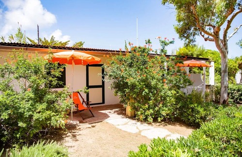 Chiesiola Complejo | Propiedad en un complejo turístico 'Baia Falcone - Standard 303' con vistas al mar y aire acondicionado
