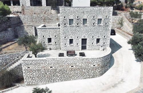 East Mani Casa | Prosilion Stone House