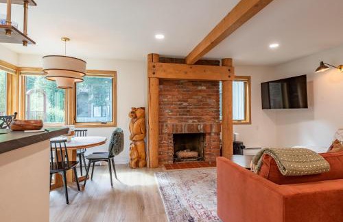 Warm Springs Casa | Prospector Condo 158