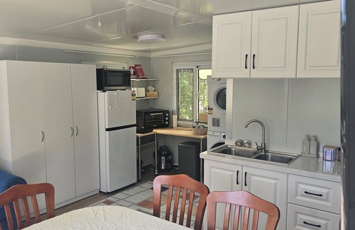 Wamberal Casa | Prosperity Lane! Family, single or somewhere in between. All are welcome.