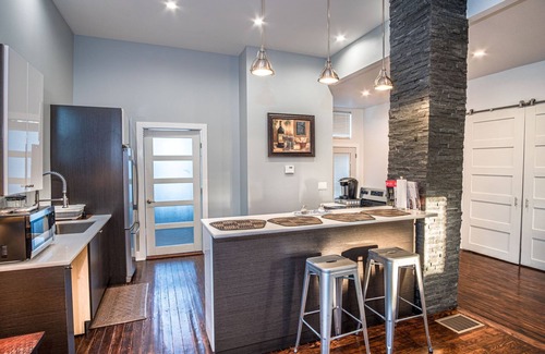 Near East Side Casa | Prosperity Place Remodeled 3br 2ba Near Downtown