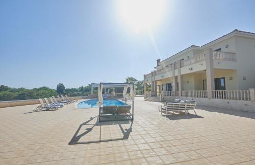 Paralimni Villa | Protaras Holiday Villa Pa7 Private 7 Bedroom villa