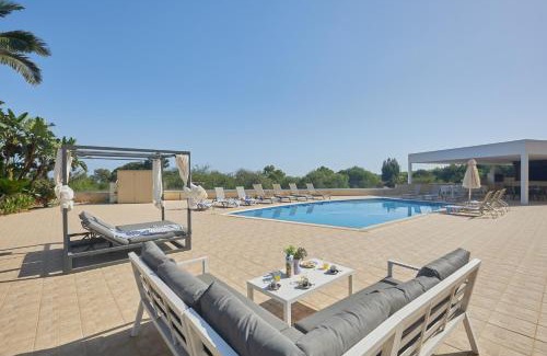Paralimni Villa | Protaras Holiday Villa Pa7 Private 7 Bedroom villa