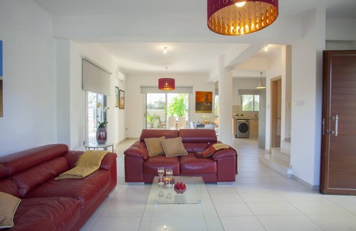 Pernera Villa | Protaras Villa Posidonas 15 Near The Beach
