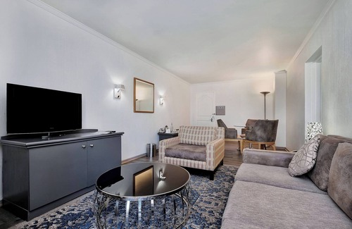 Greater Johannesburg Metropolitan Area Hotel | Protea Hotel by Marriott Midrand