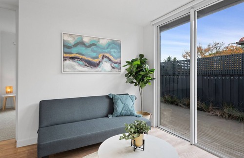 Dromana Villa | Proton Beach Villa 1 - DISCOUNTED NEW LISTING