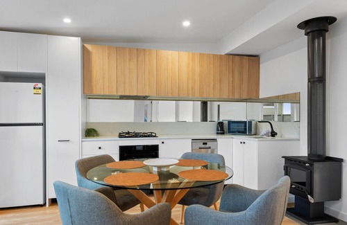 Dromana Villa | Proton Beach Villa 3 - DISCOUNTED NEW LISTING