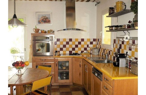 Pertuis Cabaña | PROVENCAL COUNTRY HOUSE IN PERTUIS-LOURMAR