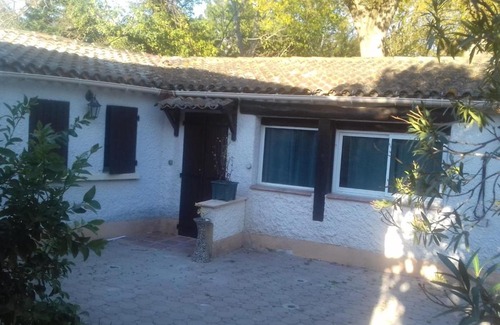 Vedene Apartamento | Provencal House With Pool