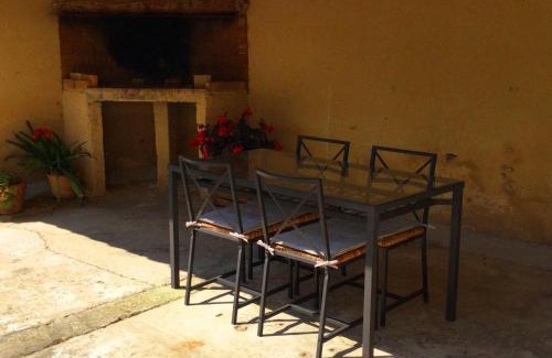 Bedarrides Villa | Provencal part with private pool, near Avignon, 6 sleeps.