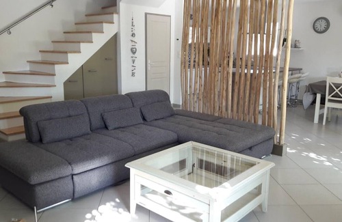 Ensues-la-Redonne Villa | Villa de estilo provenzal de 110 m2, 8 personas, con jacuzzi
