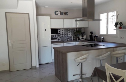 Ensues-la-Redonne Villa | Villa de estilo provenzal de 110 m2, 8 personas, con jacuzzi