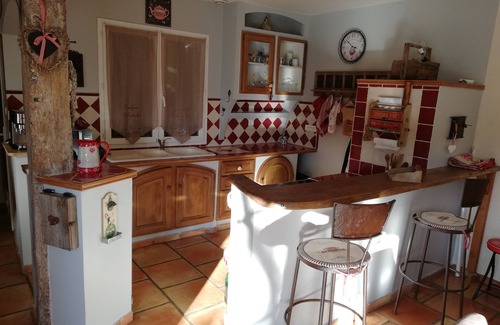 La Roquebrussanne Villa | Villa provenzal en una zona tranquila con vistas a la piscina privada del Macizo de la Sainte Baume
