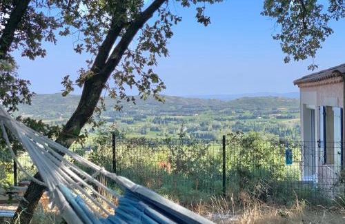 Rochefort-du-Gard Villa | Provencal villa with stunning view & summer pool