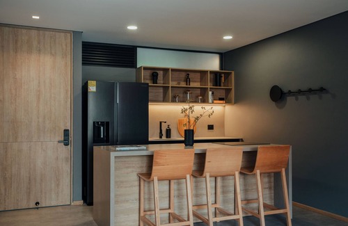 Lalinde Apartamento | Provenza-AC-Balcony-Deluxe-Jacuzzi- Wake 312