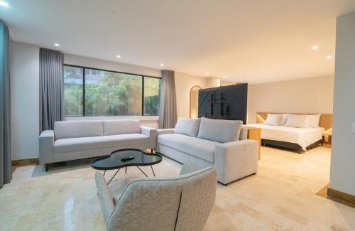 Las Lomas I Apartamento | Provenza Lux Apartment l Guest Friendly l Fast Wifi l 9 Guest