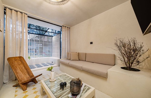 La Florida Casa | Provenza Luxury Residence by HOUSY HOST