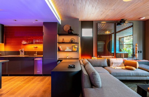 Lalinde Apartamento | NEW Provenza Utopia Jacuzzi AC Steam Shower