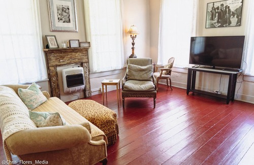 Georgetown Otro | Providence Apartment at "The Farmhouse" Dog Friendly