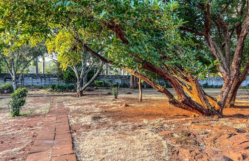 Harare East Casa | PROXIMITY! Gorgeous 2 Bedroom Lodge - Centre of Harare’s Social Scene