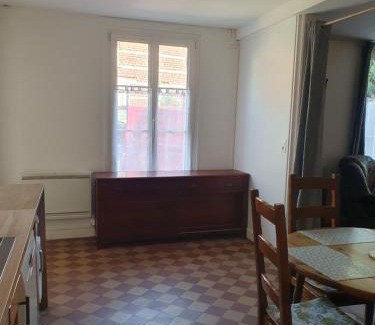 Villers-Cotterets Apartamento | Proximity to Cité Internationale