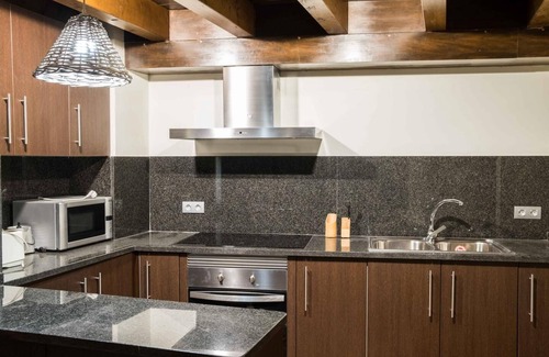 Prullans Apartamento | PRULLANS I - Tres Habitaciones Piso, Capacidad 9