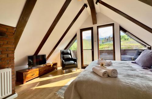 Bierutowice Apartamento | Przycup w Karkonoszach Apartamenty - "Za oknem Góry!" - Dwupoziomowy apartament Strażacka 2 Apartament z widokiem na góry z parkingiem Apartament przy Wyciągu oraz przy Szlakach Turystycznych
