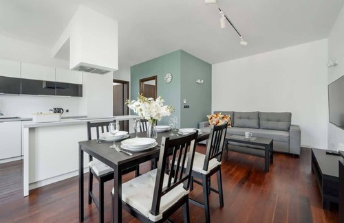 Krzyki Apartamento | Przyjaźni 4B | Practical Apartment | Parking