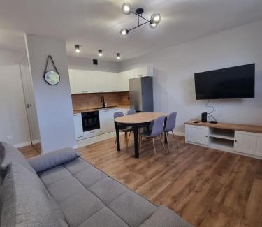 Radom Apartamento | Przytulne mieszkanie z balkonem dostęp na kod
