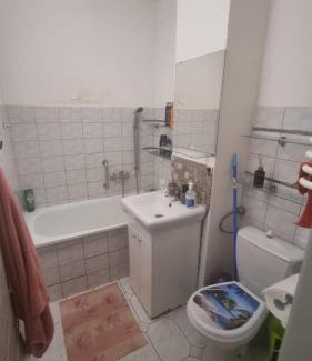 Brodno Apartamento | Przytulny pokój 17 z balkonem w mieszkaniu 2 pokojowym