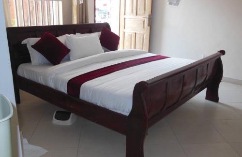 Entebbe Hotel | Psalms Motel