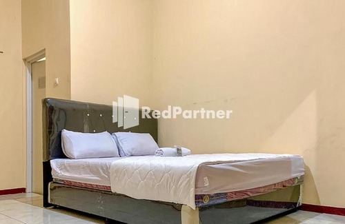 Java Hotel | PSM Syariah Guest House RedPartner